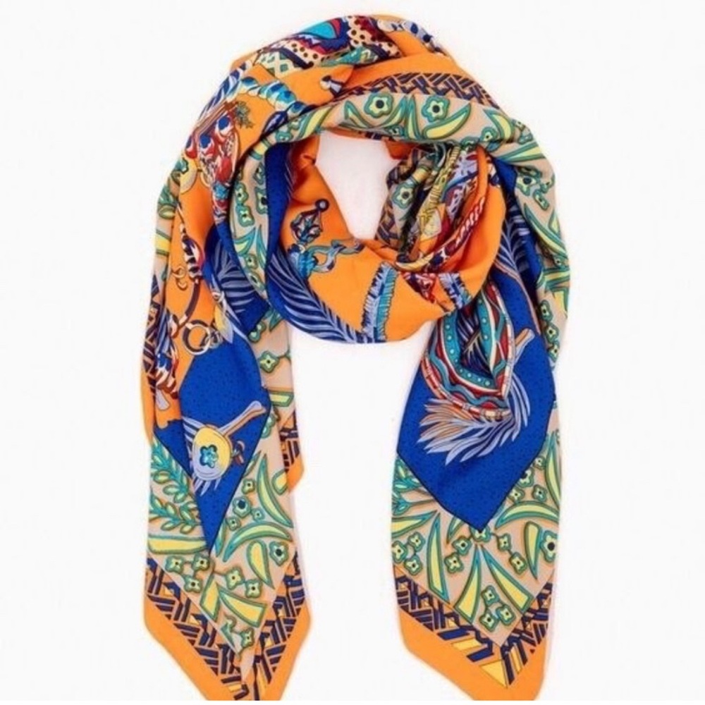 In search of Tuckernuck scarf